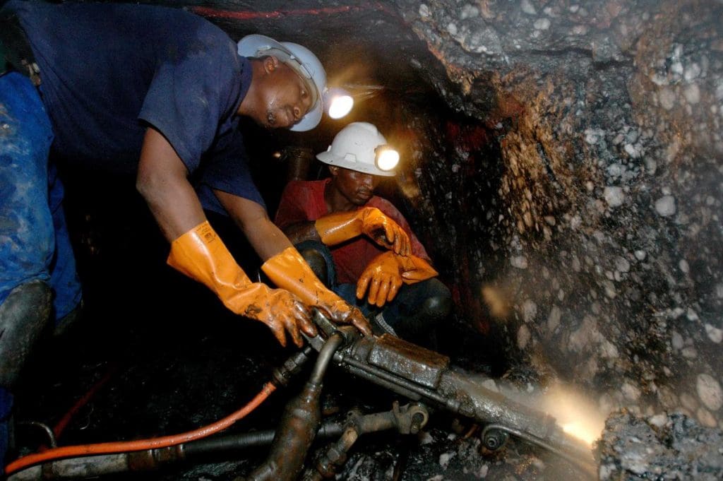 La plus grande mine d’or sud-africaine touchée par le coronavirus