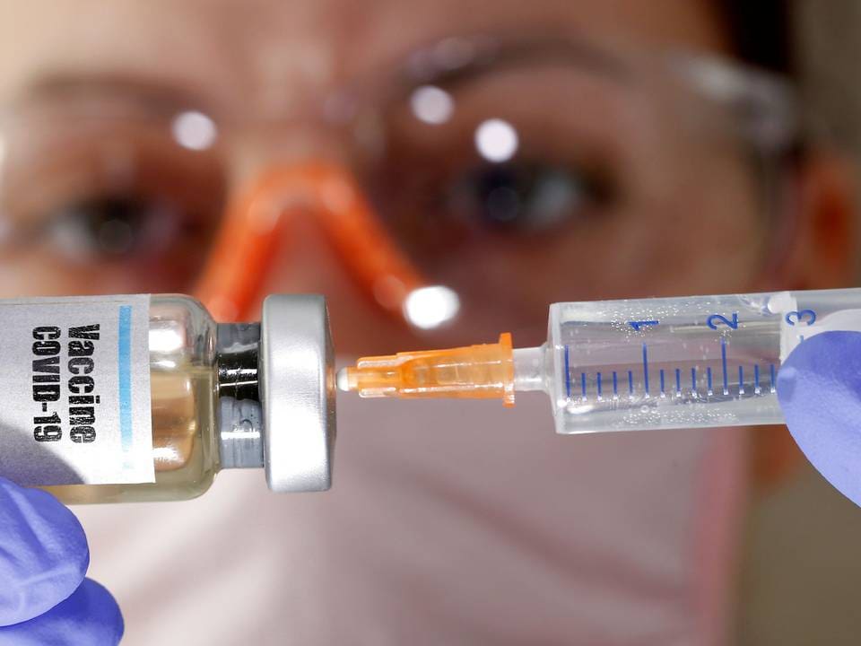 Covid-19 : un accord pour s’attribuer 300 millions de doses d’un éventuel vaccin destinés aux pays de l’UE