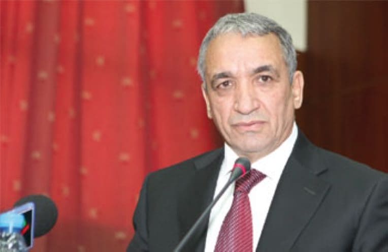 Algérie :  l’ancien ministre de la Poste et TIC, Moussa Benhamadi, meurt en détention du Covid-19