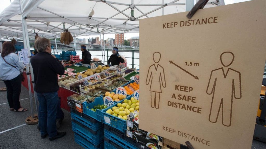 Covid-19 : plus de 14 millions de cas d’infection ont été officiellement diagnostiqués dans 196 pays et territoires
