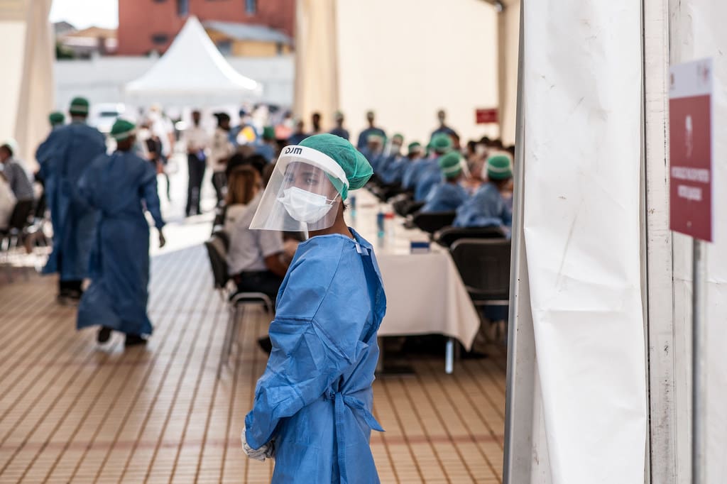 La pandémie constitue un rappel poignant de la nécessité de renforcer les systèmes de santé en Afrique