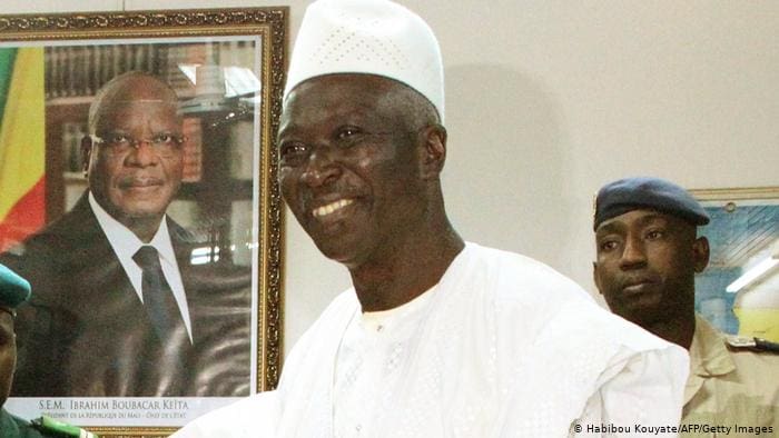 Mali: les militaires nomment le colonel à la retraite, Bah Ndaw, à la tête de la transition