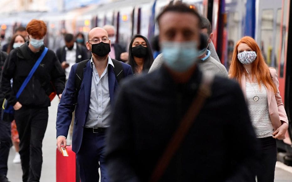 Coronavirus : en Angleterre, les rassemblements de plus de 6 personnes interdits