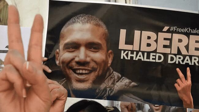 Algérie: les médias francophones publics réclament la libération de Khaled Drareni