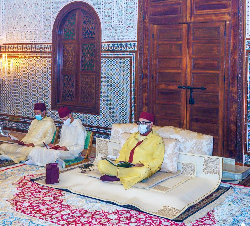 Le Roi célèbre une veillée religieuse en commémoration de l’Aïd Al-Mawlid Annabaoui Acharif