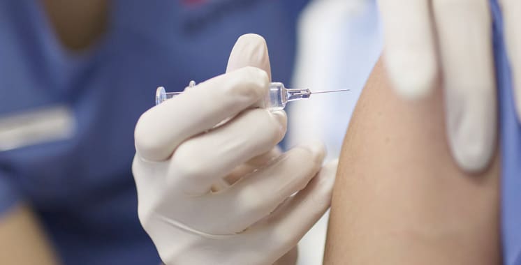 Virus : «la campagne de vaccination marocaine est l’une des plus avancées au monde», note Le Corriere della Sera
