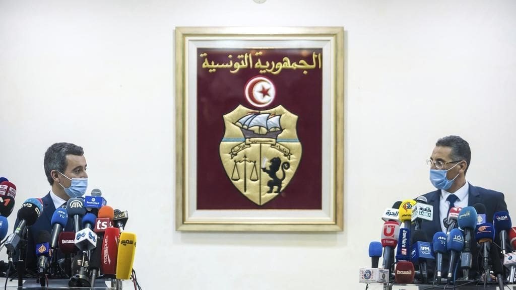 Le premier ministre français reçu à Tunis pour parler radicalisation et expulsions