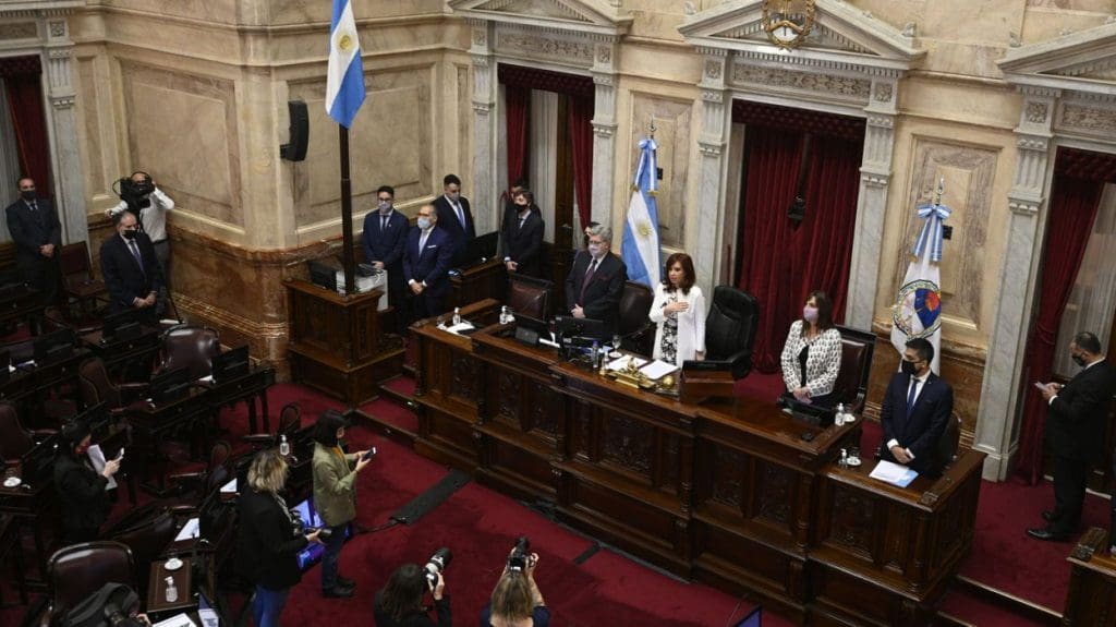 L’Argentine approuve un impôt extraordinaire sur les grandes fortunes