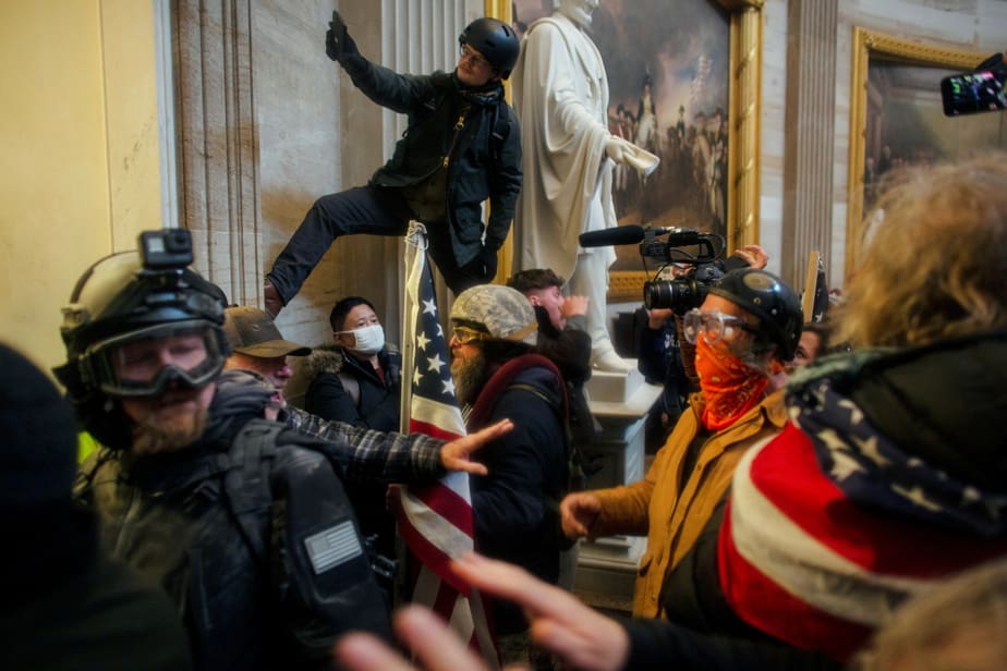 Assaut au Capitole : les émeutiers voulaient capturer et assassiner des élus