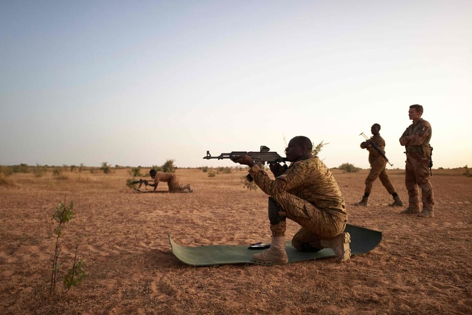 Mali : au moins deux soldats tués et plusieurs autres blessés dans une embuscade djihadiste