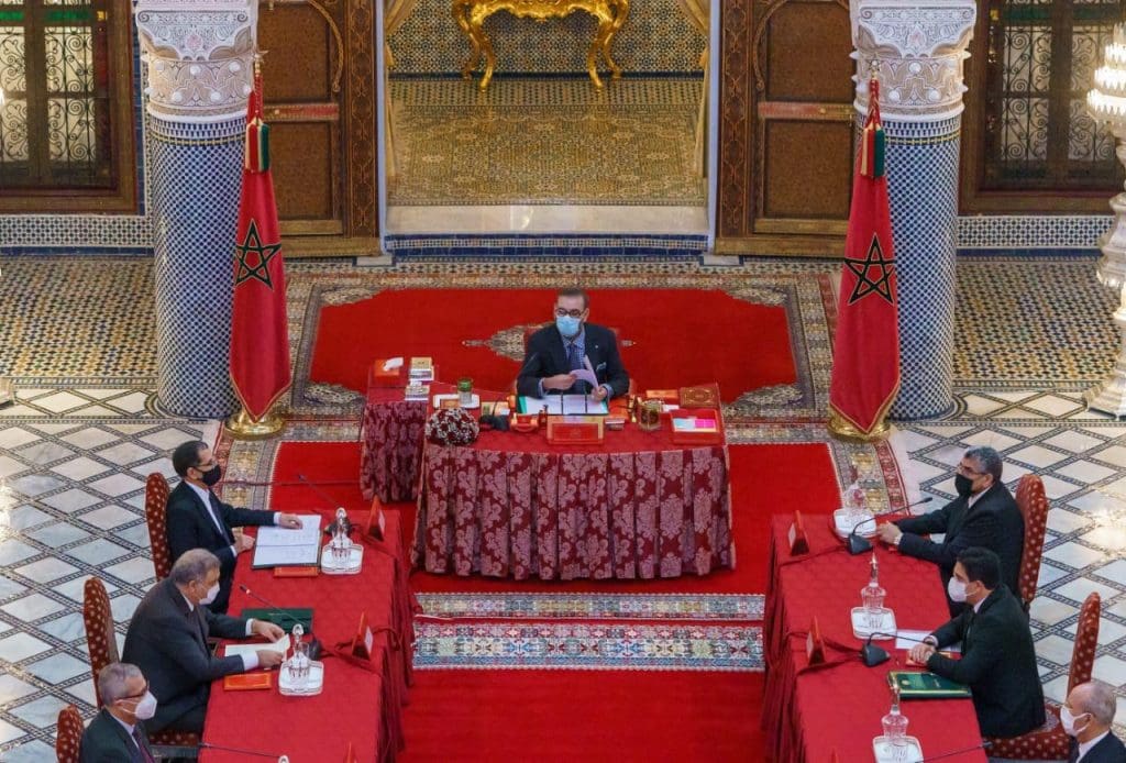 Le Roi préside un Conseil des ministres à Fès