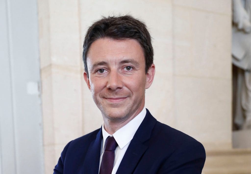 La France et l’UE doivent emboiter le pas aux USA pour le Sahara, souligne Benjamin Griveaux
