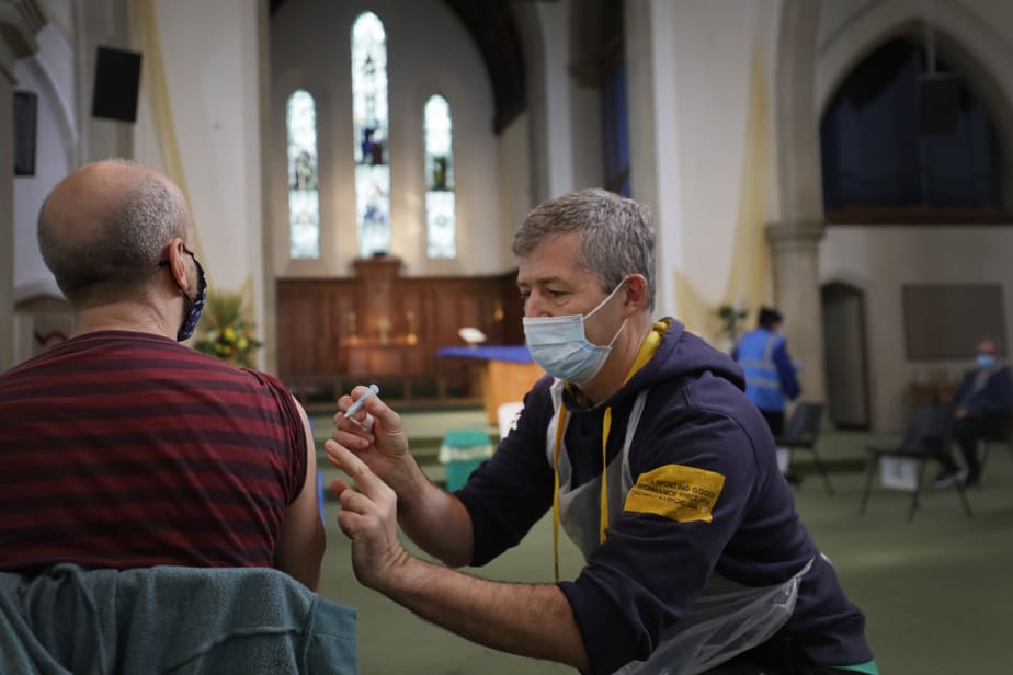 «Heureux» d’être vaccinés : À Londres, AstraZeneca est incontesté