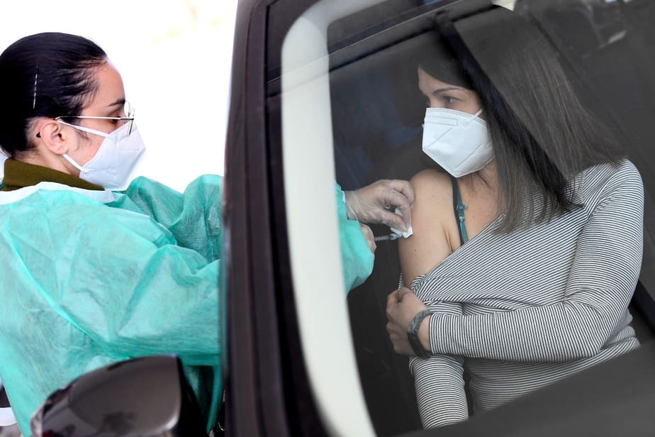 Le bilan de la pandémie dans le monde: plus de 2 654 000 morts