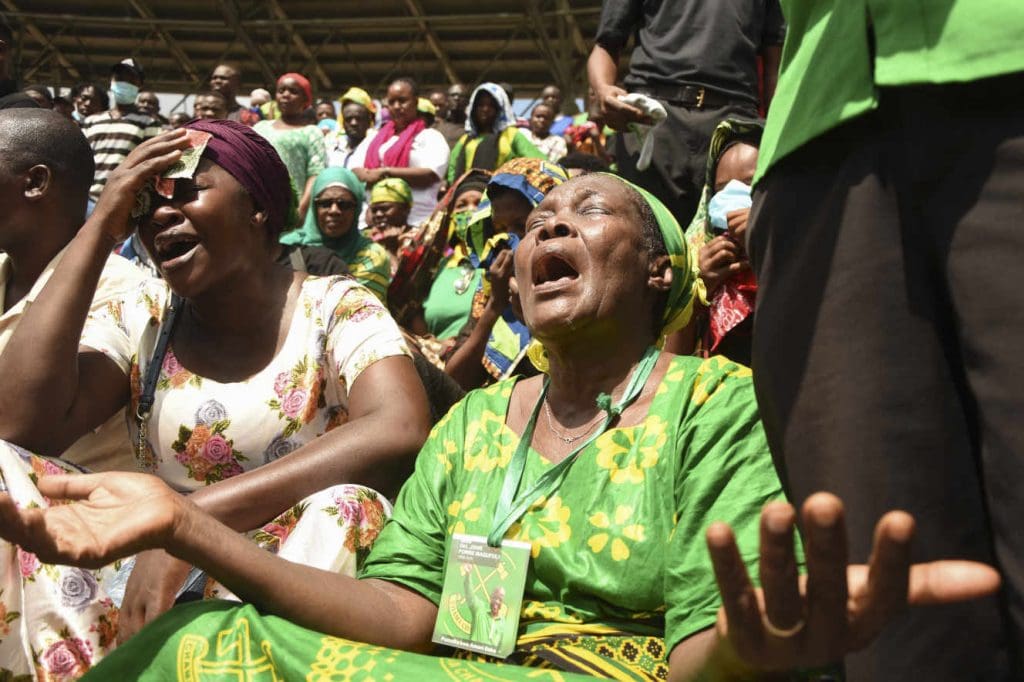 En Tanzanie, 45 morts dans la confusion d’une cohue lors d’un hommage au président Magufuli