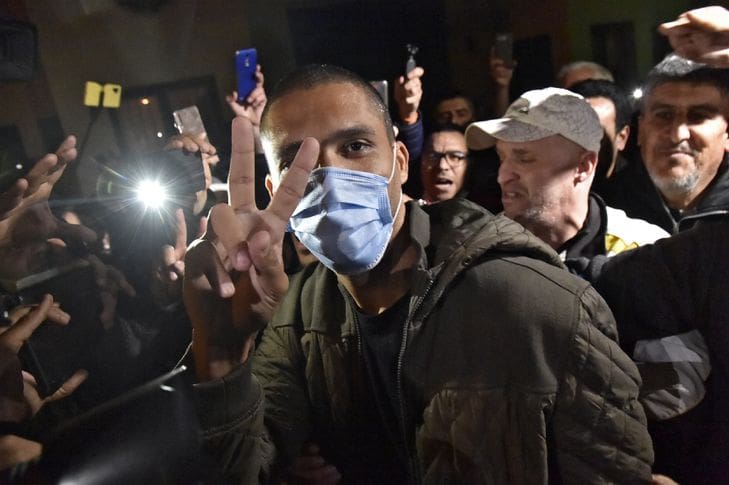 Algérie : six mois de prison avec sursis pour le journaliste Khaled Drareni