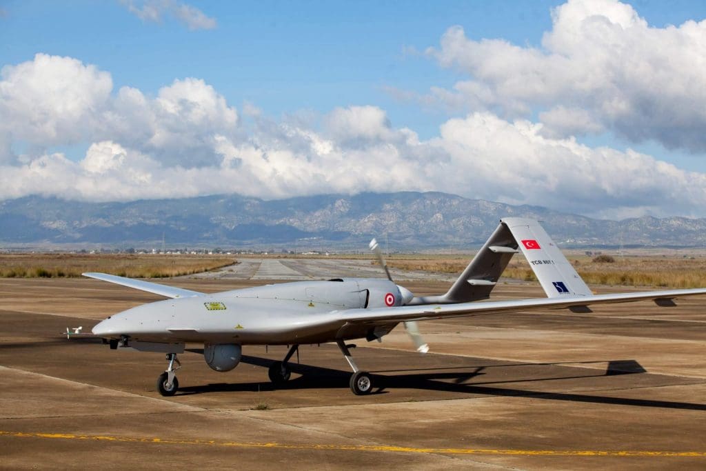 Le Maroc obtient 13 drones TB2, fleurons de l’industrie turque de défense