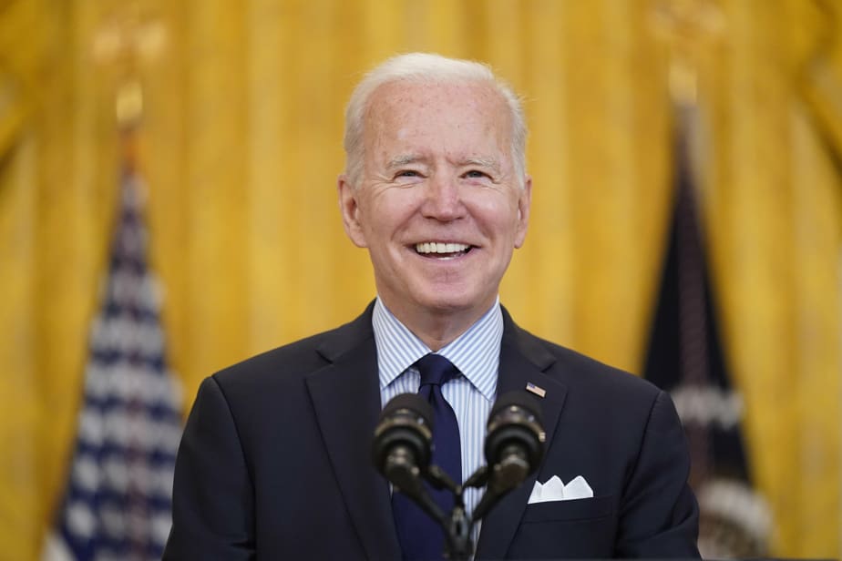 États-Unis : la cote d’approbation de Joe Biden à 63 %