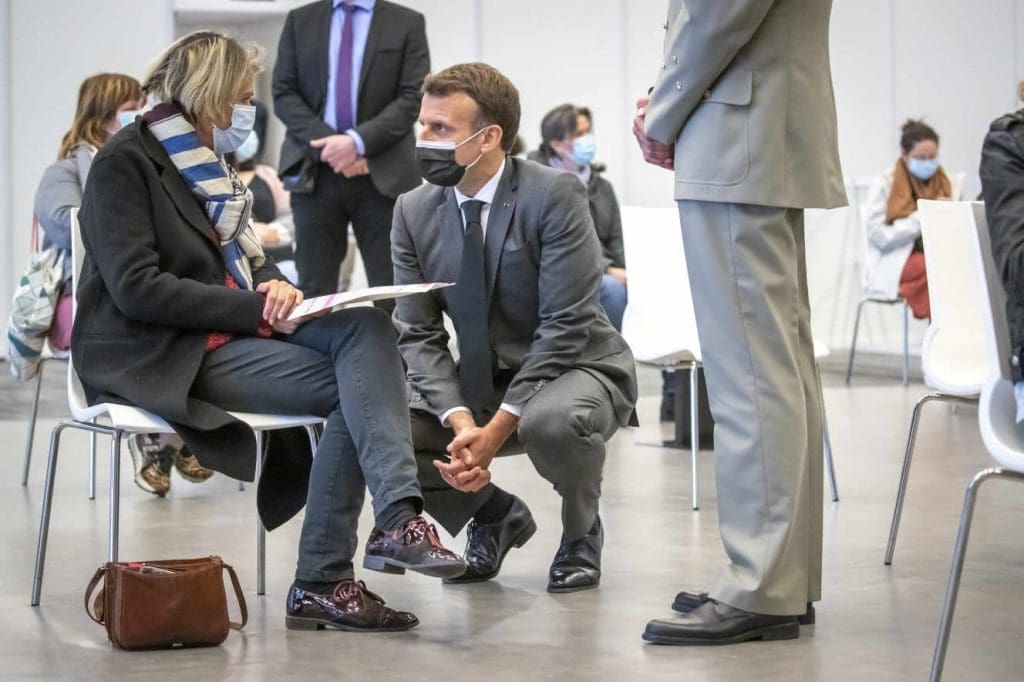 Rebond des contaminations en France, 8 800 cas en 24 heures