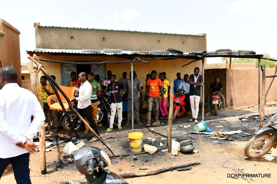 Massacre islamiste au Burkina : un carnage d’une «sauvagerie inouïe»