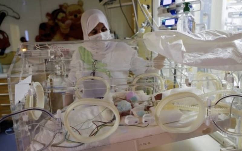 La Malienne et ses neuf bébés hospitalisés au Maroc vont bien, pas de sortie avant «deux mois»