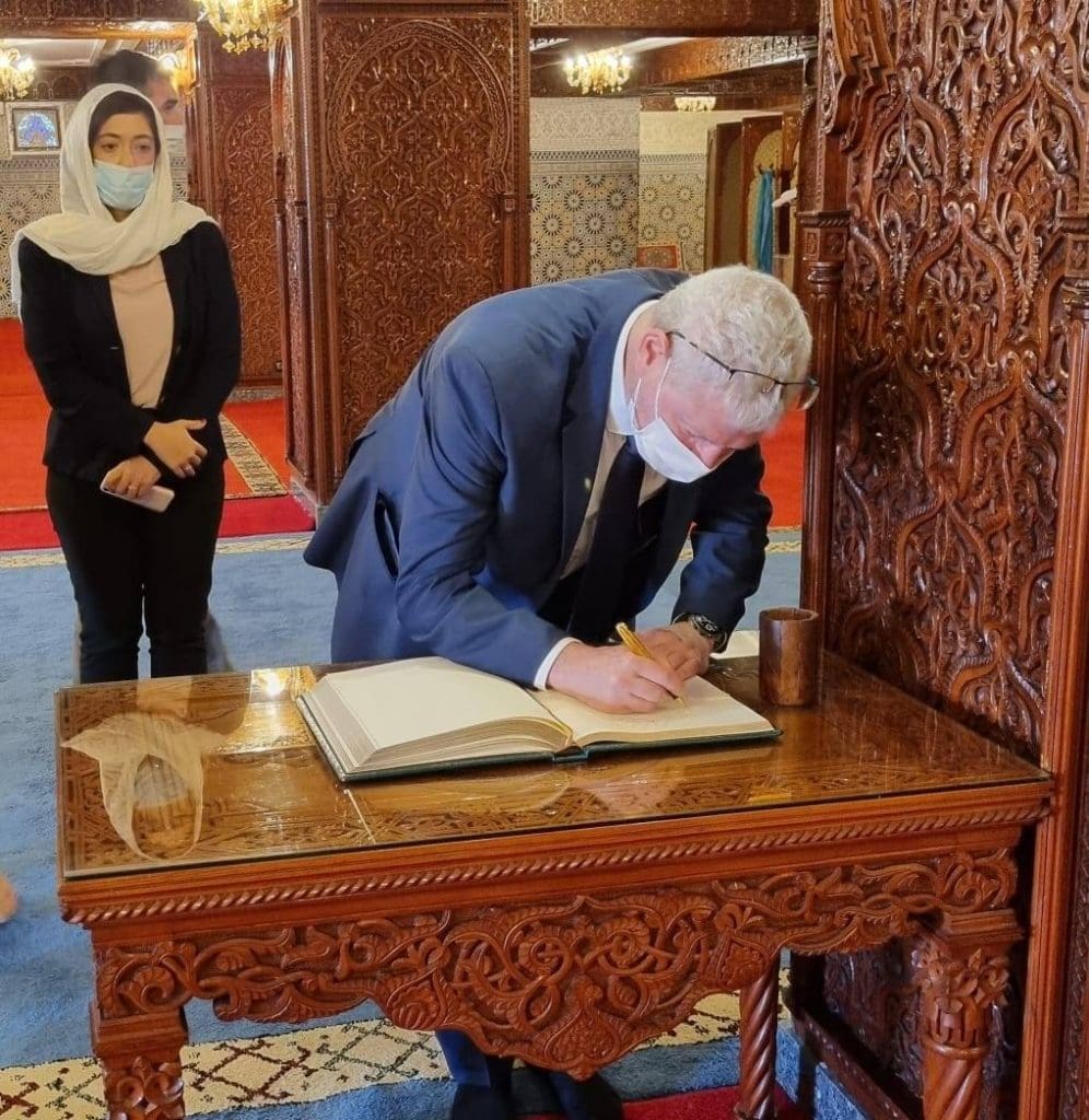 Une délégation israélienne visite le Mausolée Mohammed V