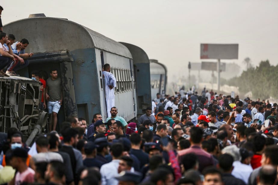 Égypte : une loi entérine le renvoi de fonctionnaires présumés terroristes