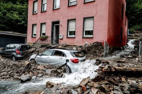 Allemagne : la chancelière se rendra dimanche sur les lieux des inondations meurtrières