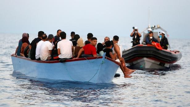 Libye : 280 migrants en route vers l’Europe interceptés en un jour