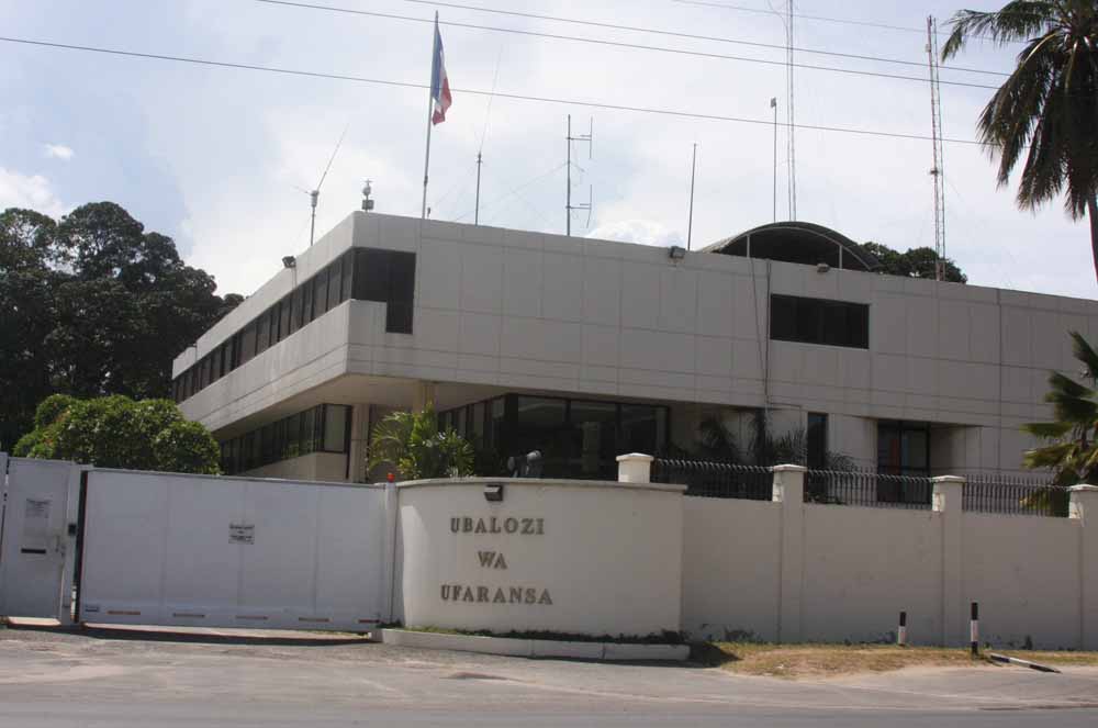 Des morts dont des policiers à la suite d’une fusillade près de l’ambassade de France en Tanzanie