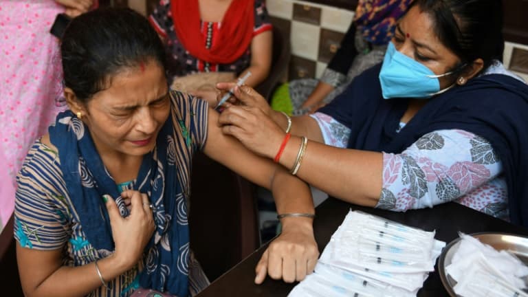 Inde : Vaccination de 10 millions de personnes contre le Covid-19 en journée