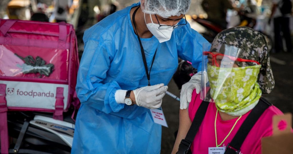 Covid-19: Seuil des 2 millions de cas franchi en Philippines