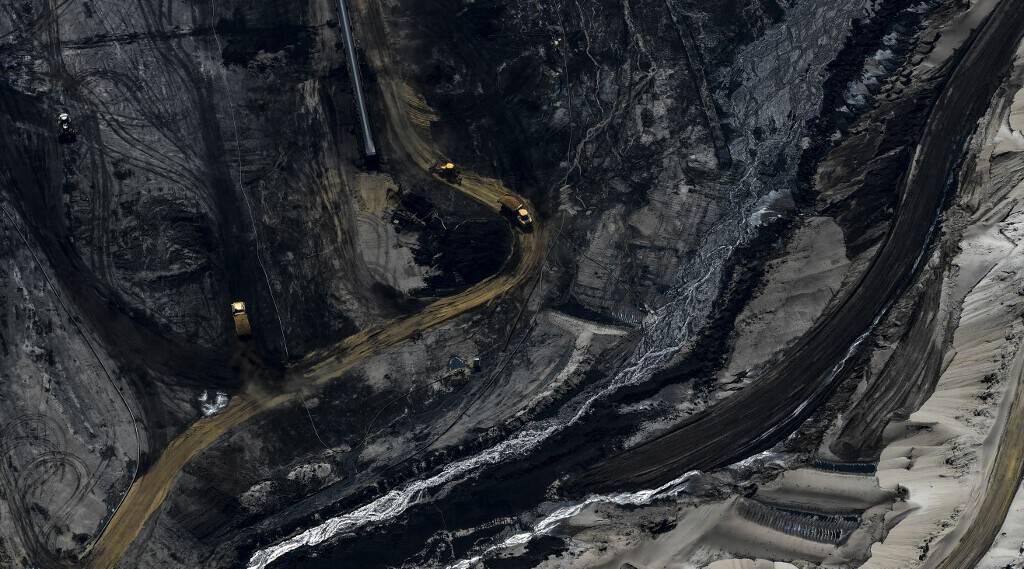 Chine: 19 mineurs pris au piège dans une mine retrouvés
