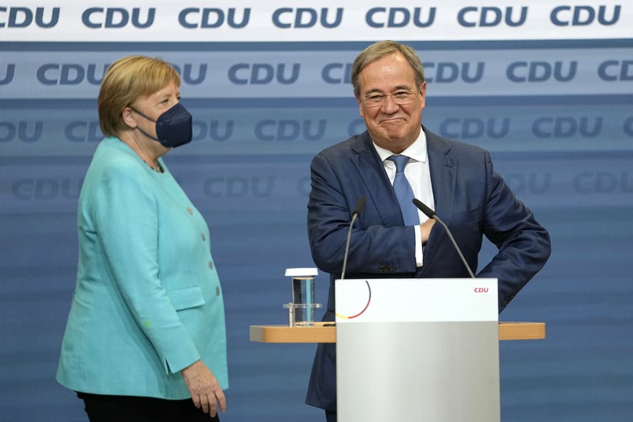 En Allemagne, victoire mitigée des sociaux-démocrates, l’après-Merkel s’annonce difficile