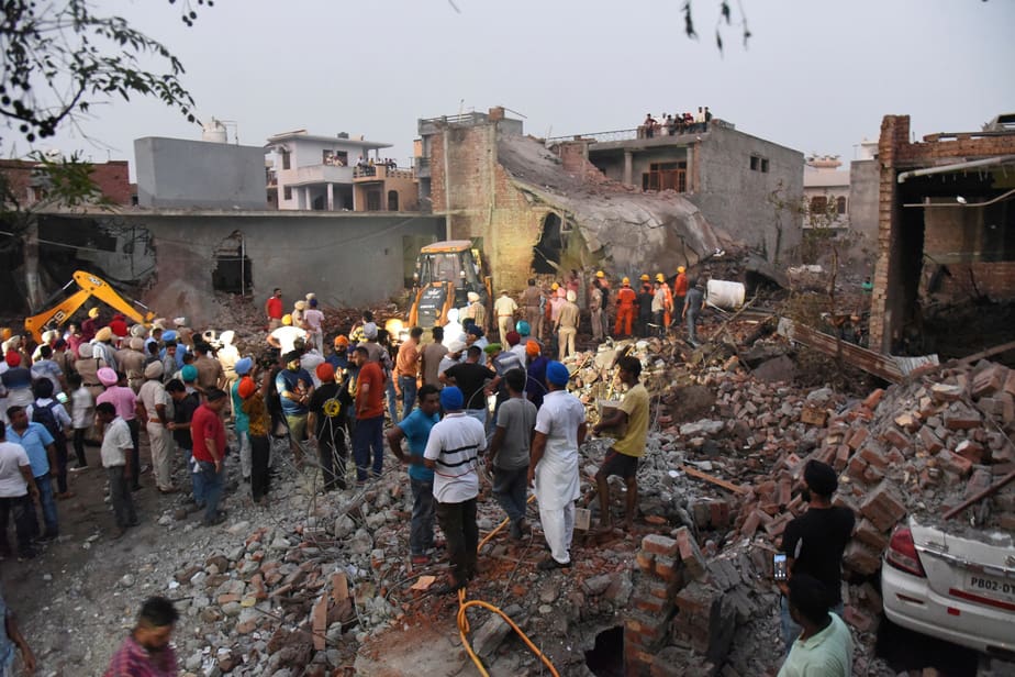 Inde: six morts dans l’incendie d’un magasin de pétards