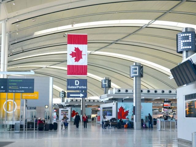 Covid-19 : Le Canada autorise l’entrée des voyageurs complétement vaccinés avec Sinopharm, Sinovac et Covaxin