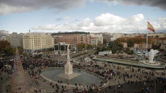 Des policiers manifestent à Madrid contre un projet de réforme