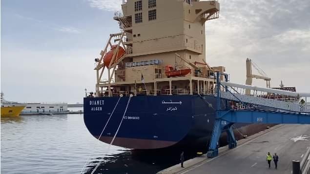 Scandale d’une société algérienne : Un cargo retenu au port de Brest pour salaires impayés