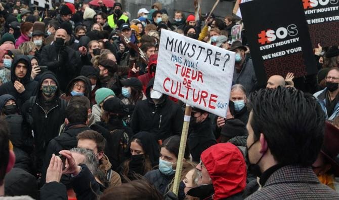 «Non à la fermeture injuste» : le monde culturel investit la rue en Belgique