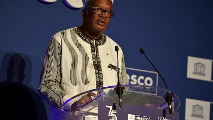 Burkina: le premier ministre Christophe Dabiré et son gouvernement démis