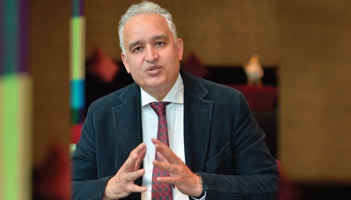 Variant Omicron : Le Dr Tayeb hamdi insiste sur l’importance de la 3ème dose