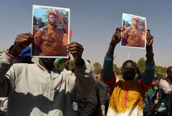 Coup d’État au Burkina Faso : la junte rétablit la Constitution, mais l’UA la sanctionne