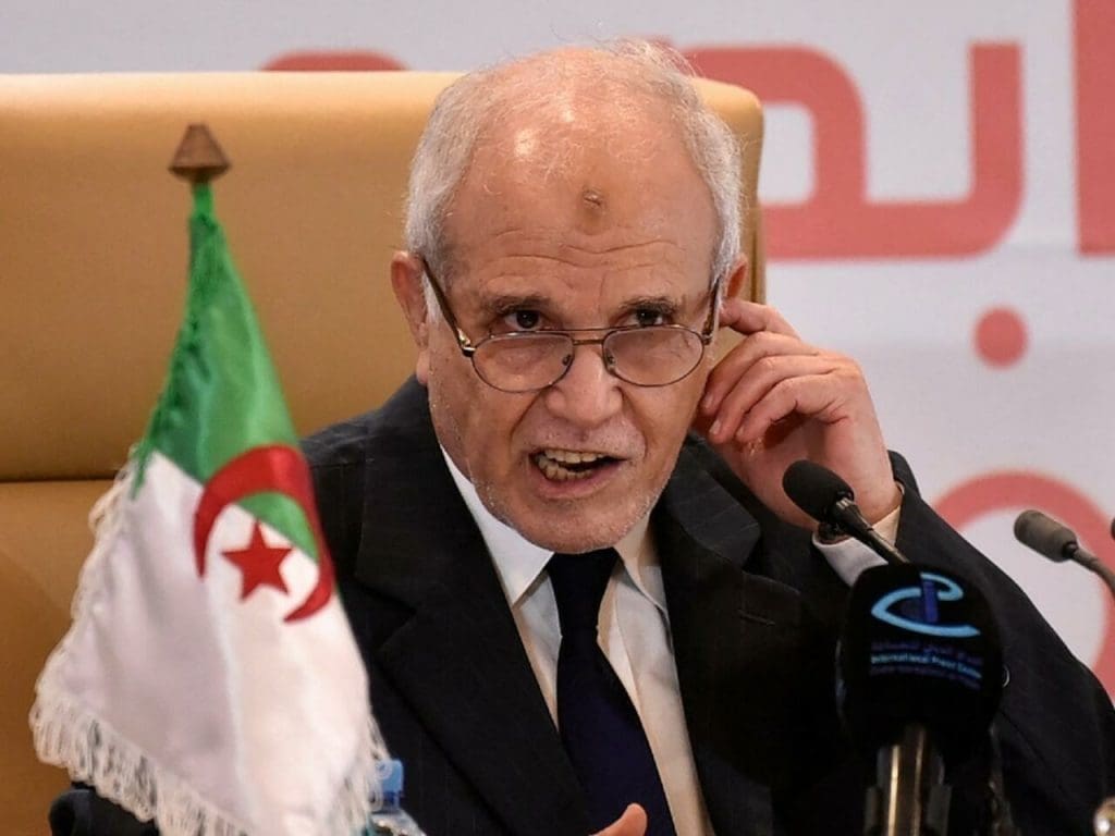 Le président de l’Autorité algérienne des élections Mohamed Chorfi provoque l’hilarité générale
