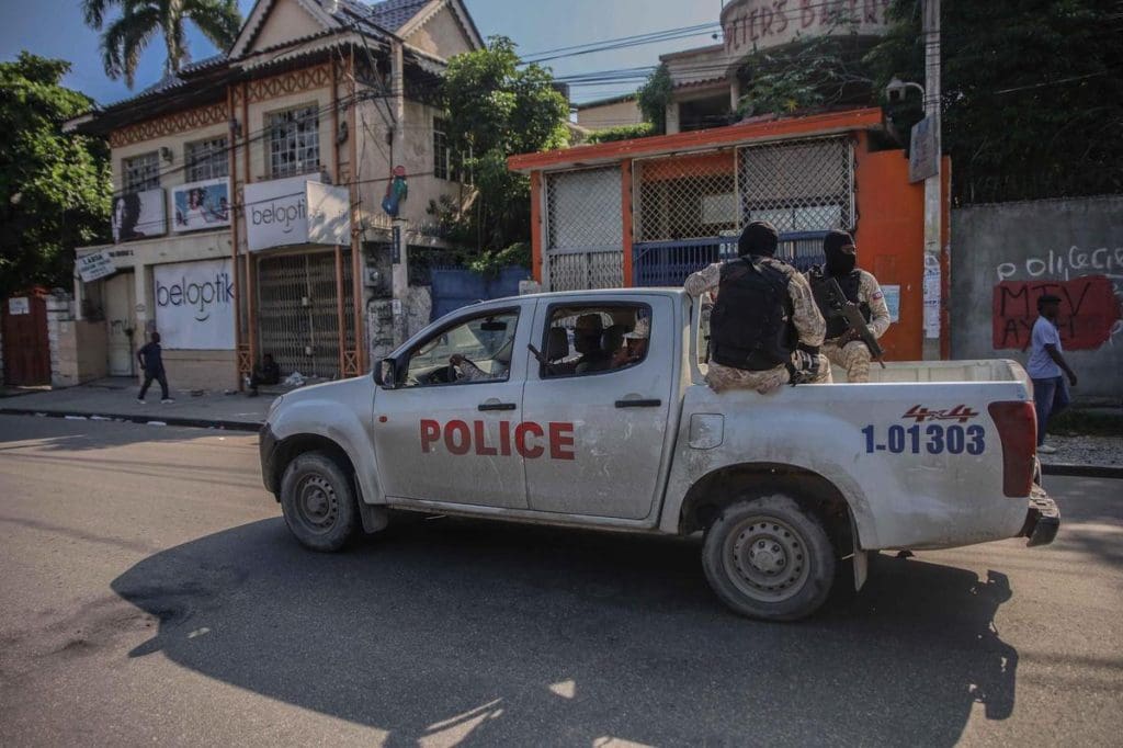 Haïti: deux journalistes assassinés par un gang