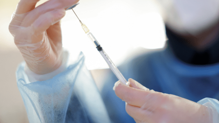 Les vaccins anti-Covid sont inefficaces contre Florona, selon l’expert Mustapha Naji