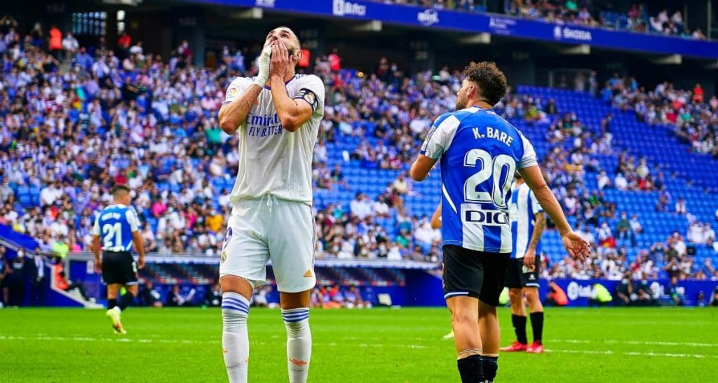 Liga : large vainqueur de l’Espanyol Barcelone, le Real Madrid sacré champion d’Espagne