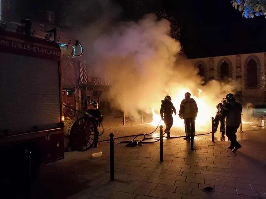 Présidentielle française 2022 : incidents à Rennes après l’annonce des résultats
