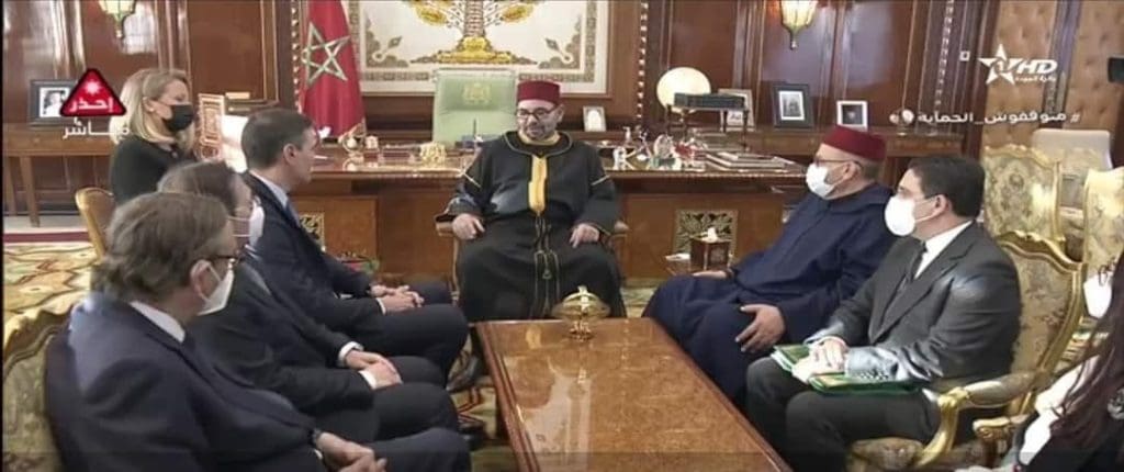 Devant le roi Mohammed VI, Pedro Sánchez réaffirme le soutien de Madrid au plan d’autonomie marocain pour le Sahara