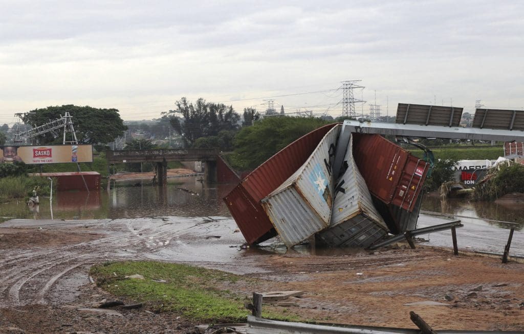 Afrique du Sud: de nouvelles pluies font obstacle aux secours après les tragiques inondations