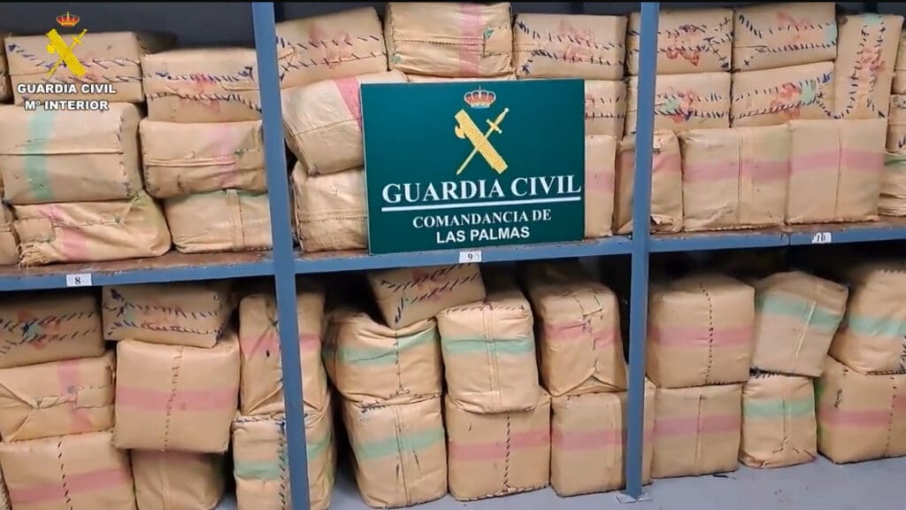 2,3 tonnes de cannabis saisies en Espagne : le rôle déterminant de la DGST d’Abdellatif Hammouchi
